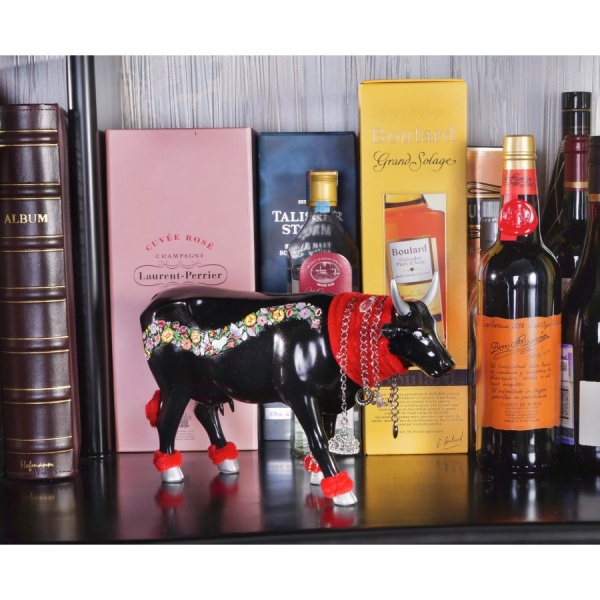 cowparadehautecowture-900x900