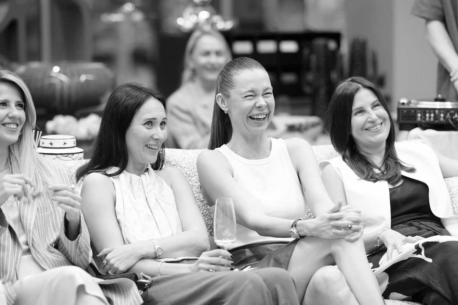 ОТКРЫТИЕ НОВОГО САЛОНА