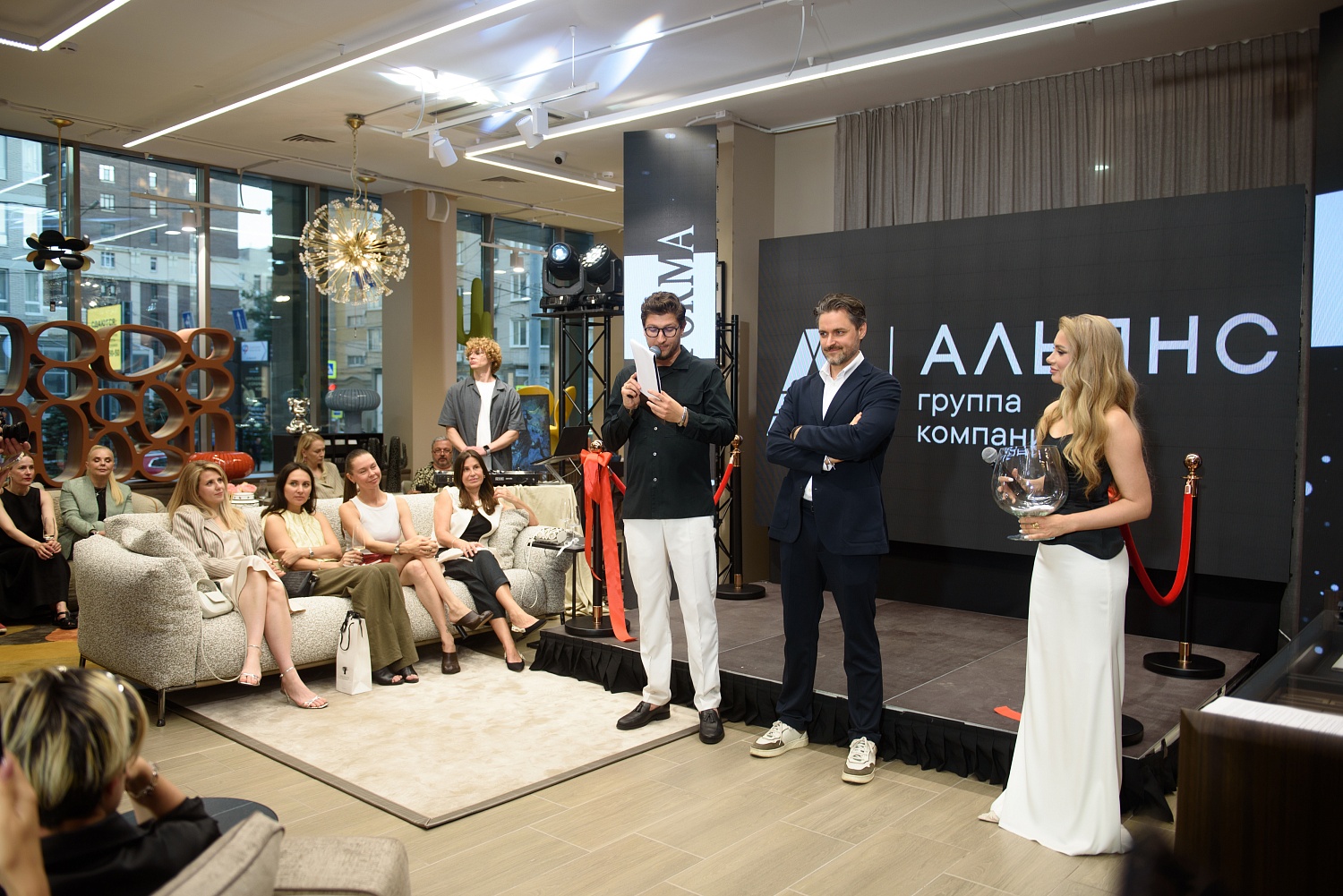 ОТКРЫТИЕ НОВОГО САЛОНА