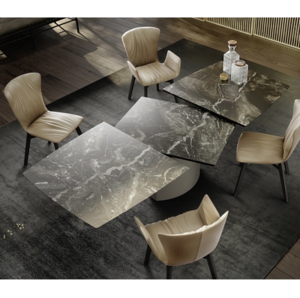 1224_R_S101_Adler_OrobicoBlack_2056_Dexter_Imagemotive_Querformat_02_header1