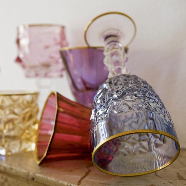 photo5837800681111660942