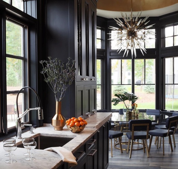 Светильник потолочный HVL мод. Sparta. Арт. 9048-AGB